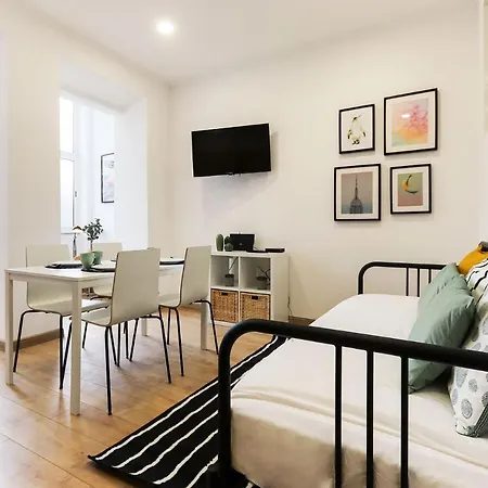 Apartment Typical By Homing *